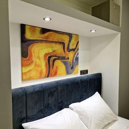 Faronita - Luxury Apt In The Heart Of Kalamata Zewnętrze zdjęcie