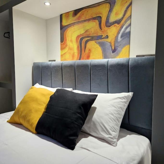 Faronita - Luxury Apt In The Heart Of Kalamata Zewnętrze zdjęcie